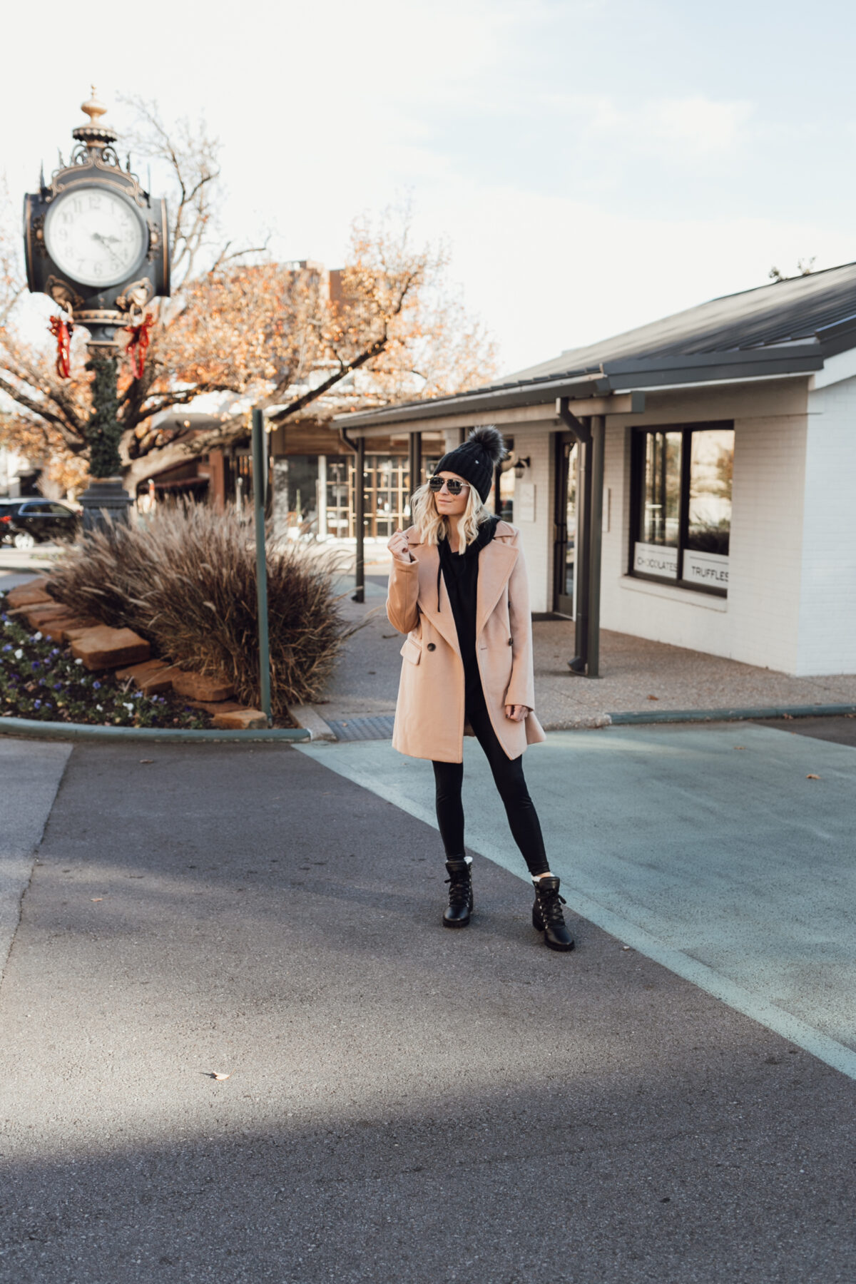 THE CAMEL COAT TREND