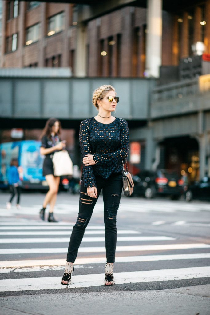 navy bell sleeve lace blouse - nyfw street style - nyfw outfit idea - brooke burnett - dallas fashion blog
