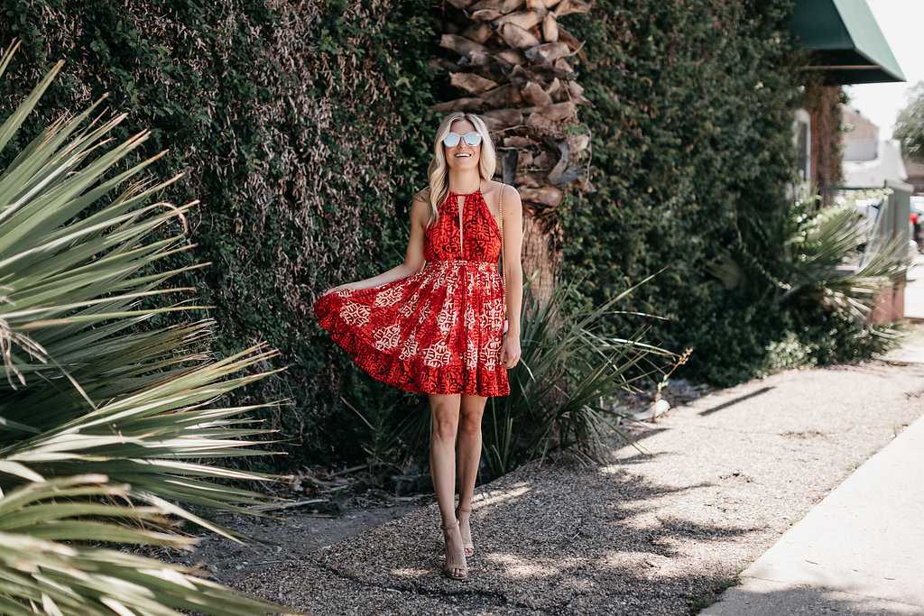 FESTIVE FOURTH OF JULY OUTFITS | One Small Blonde